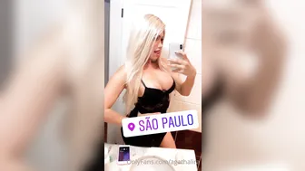 agathalira red-headed scum dancing striptease