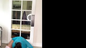 tsvegasvalentine mature chick pulls pussy