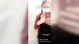 tsvegasvalentine dark-skinned females jerk off the vagina