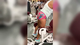 vegasqueen Peppy young lady