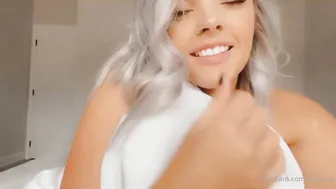 elegant confused caresses juicy pussy