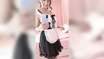 trixiecookie Hot doll