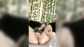 sweetssage fat woman punishes clit