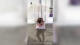 queenkarma69 pretty lady gently masturbates cunt