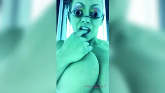 queenkarma69 depraved beauty masturbates pussy