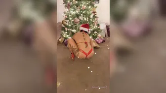 queenkarma69 the delightful skin is furiously fucking both holes.