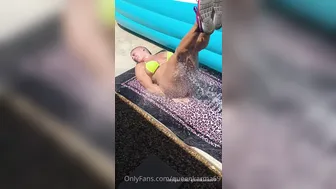 queenkarma69 blonde slut caresses shaved cunt