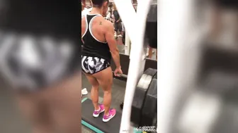queenkarma69 beautiful babe shows  body