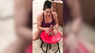 queenkarma69 chick with slack tits dancing in front of the camera