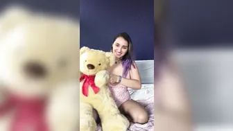 nancymiami  jerking off and cums