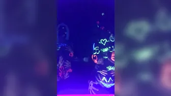 ms fernandes 25 cute chick shows off gorgeous body