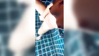 mollysweet naughty slut fucks anus phallus
