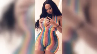 ms fernandes 25 naughty ladies and masturbating pussy