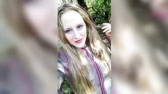 lucymuse busty blonde hot jerks off her cunt