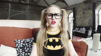 lucymuse cute slut fucks himself in the ass