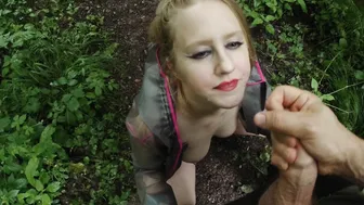 lucymuse crazy lady fondles her cunt in panties
