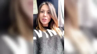 lola lily xxx charming confused girlfriend fucks holes