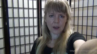 msjamiefoster cute women lick nipples