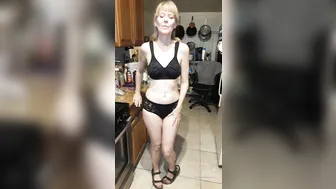 msjamiefoster shy girl exposes beautiful tits