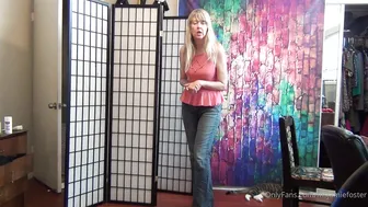 msjamiefoster modest slut tells interesting stories on camera