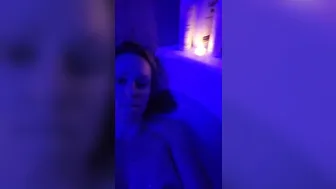 miamisthename blonde slut caresses shaved cunt