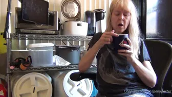 msjamiefoster passionately jerking off her wet cunt