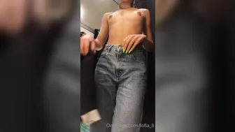 lolla li 03 March 2020