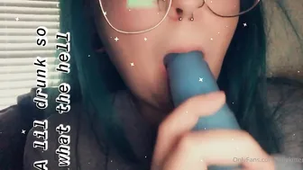 littlekittenn spectacled slut fucked by sex toys