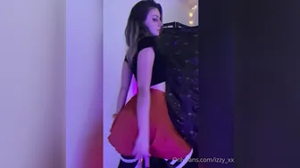 izzy xx Charming lesbo