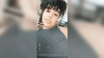 gemtheegoddess thick blonde body masturbates pussy