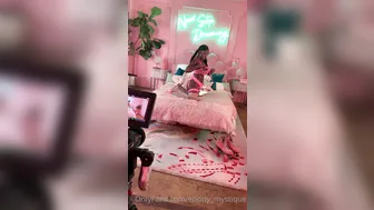 ebony mystique Beauty blonde