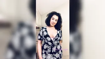 gemtheegoddess slut in stockings fucks clit