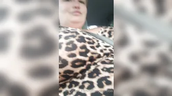 tiffanystarbbw naughty lady jerking off her pussy
