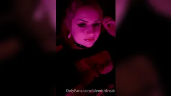 brattylizxxx the insistent babe caresses her charms