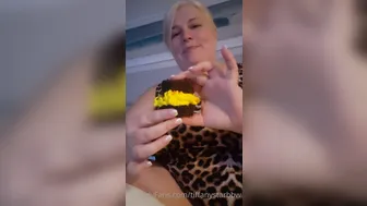 tiffanystarbbw solo masturbation