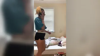 stonedmoon graceful babe gently masturbates pussy