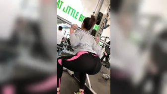 priya y Naughty ladies