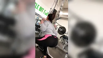 priya y Naughty ladies