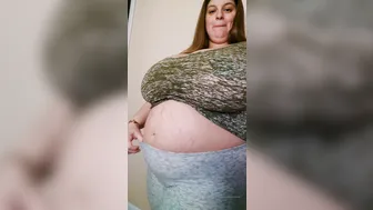 sarahrae lynch attractive slut is content with a rubber dick