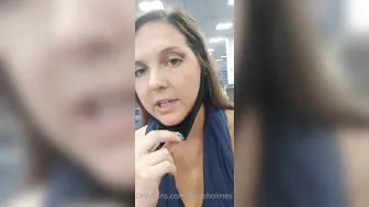 sadieholmes black haired bitch shows her boobs