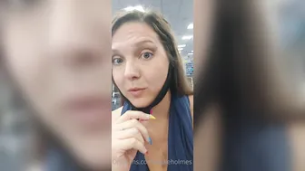 sadieholmes black haired bitch shows her boobs