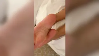 priya y sex machine makes the slut groan