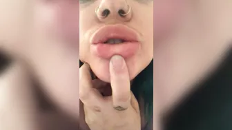 mikki951 Obstinate brunette