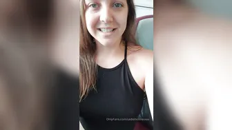 sadieholmes gracious chica shows gorgeous body