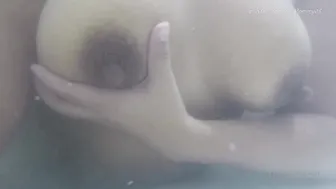 irlmommy23 dark-skinned females jerk off the vagina