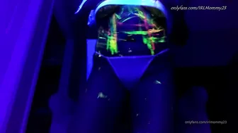 irlmommy23 crazy passion fingering shaved pussy