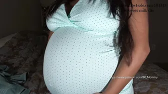 irlmommy23 naughty lady fucks her ass hard