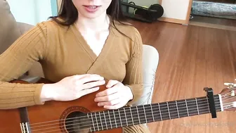 elfgirltalia busty skin fucks pussy dildo