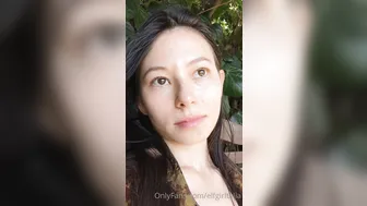 elfgirltalia Krala with natural tits