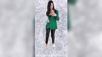 hotkinkyjoxxx lustful babe pulls on the couch